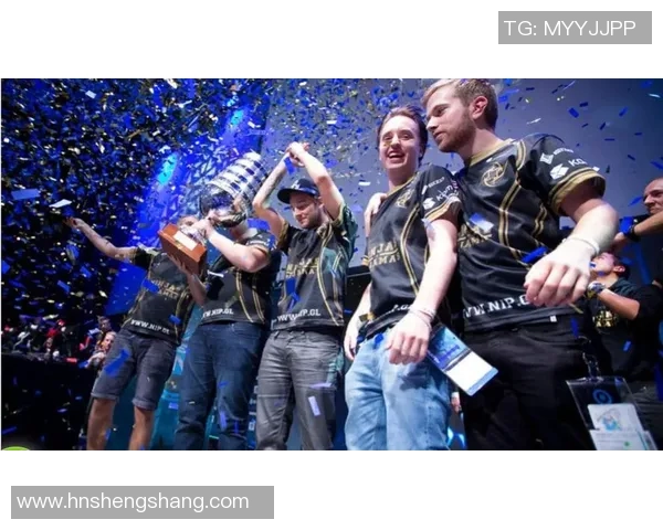 时尚潮流再升级CSGO战队联名推出限量版服饰引领风尚 时尚潮流再升级CSGO战队联名推出限量版服饰引领风尚